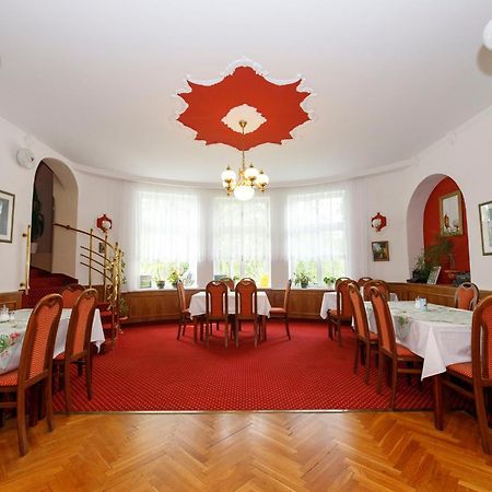 Hotel Saint Antonius Марианске-Лазне Экстерьер фото